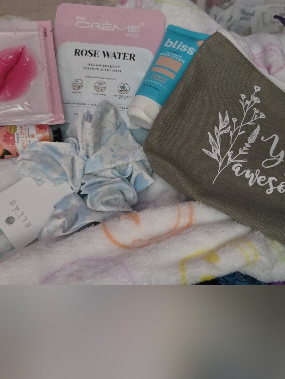 Bag Of Goodies, Bliss Blue & White Body Lotion with Essentials Gift Pouch NWOT